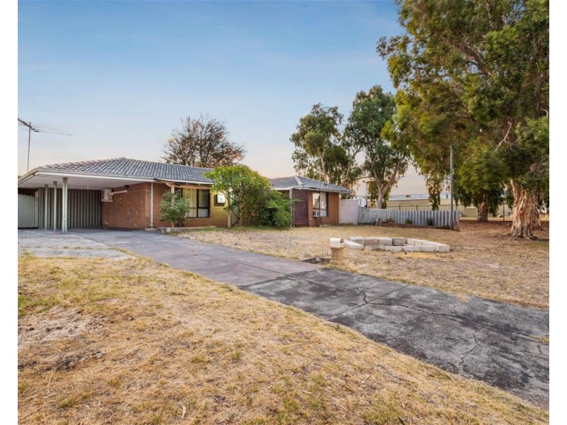 9 Westwell Street, Beckenham WA 6107