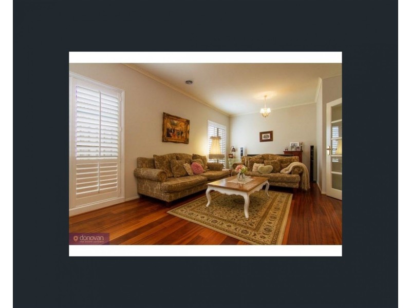 2 natisone place, Skye VIC 3977