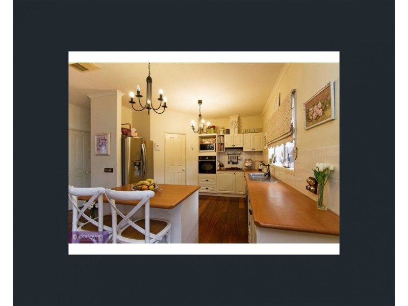 2 natisone place, Skye VIC 3977