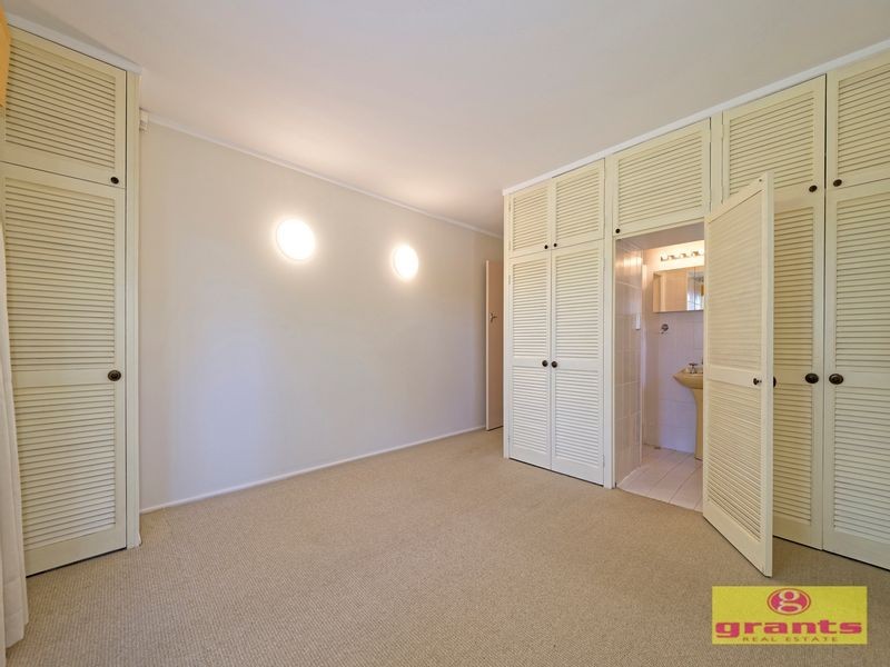 83 Joalah Crescent, Ferny Hills QLD 4055