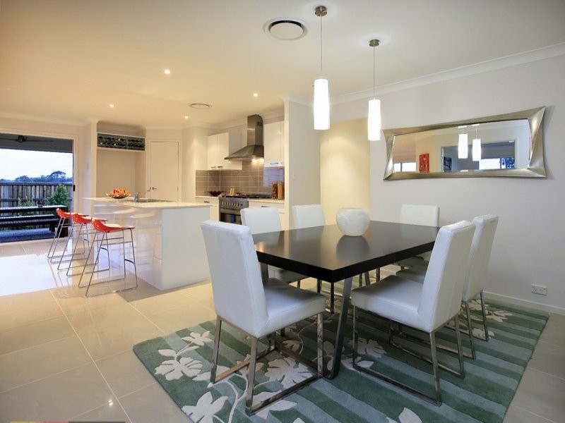 8 Norgay Court, Warner QLD 4500