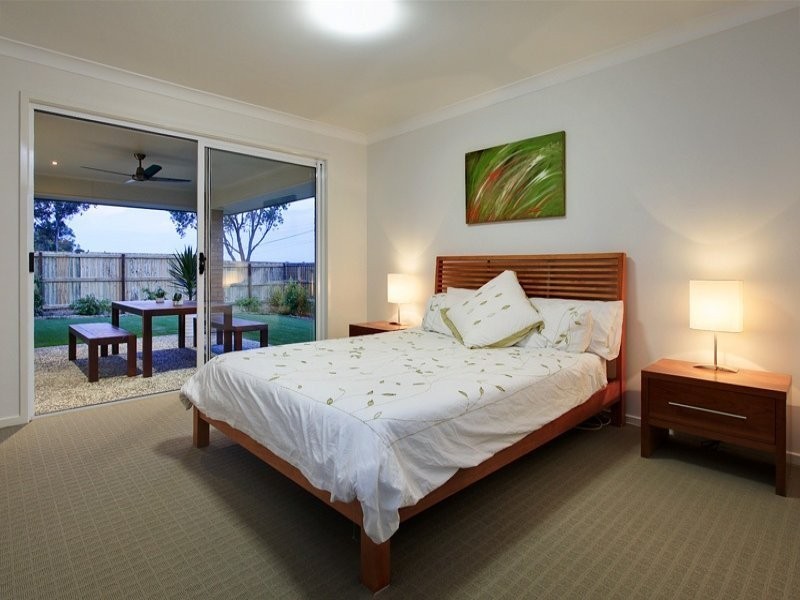 8 Norgay Court, Warner QLD 4500