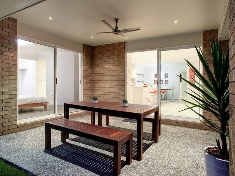 8 Norgay Court, Warner QLD 4500