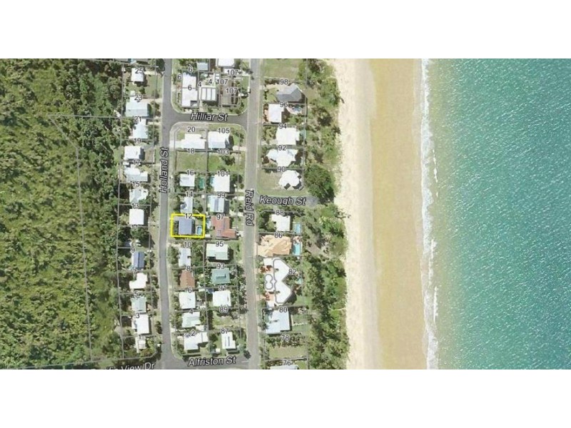 12 Holland St, Wongaling Beach QLD 4852