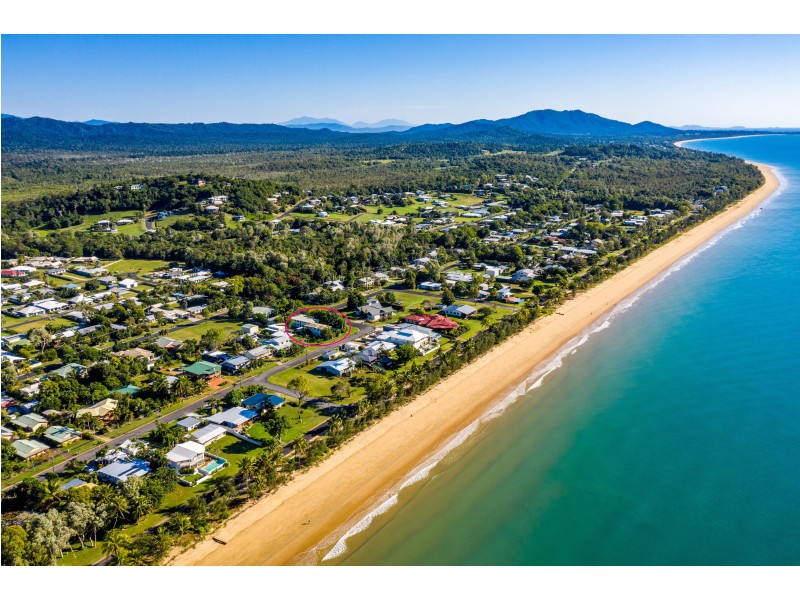 Unit 1/40 Wall Street, South Mission Beach QLD 4852