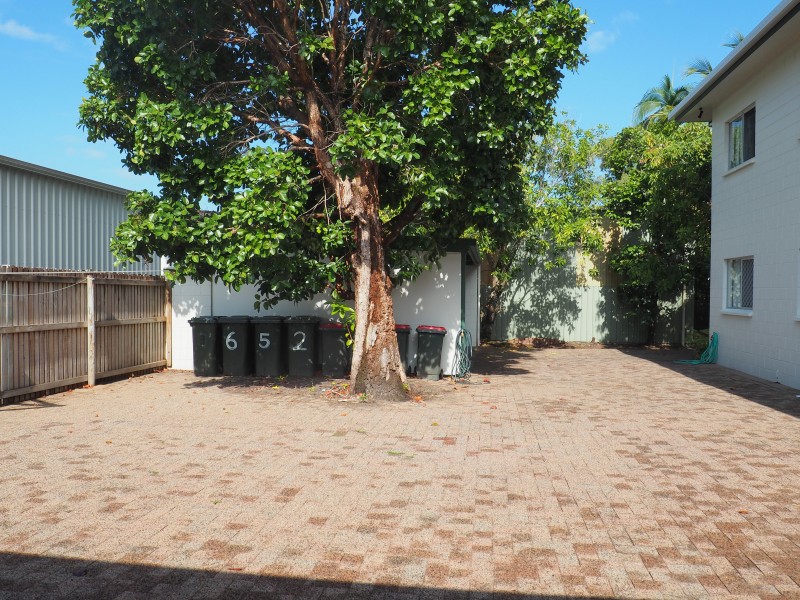 Unit 1/40 Wall Street, South Mission Beach QLD 4852