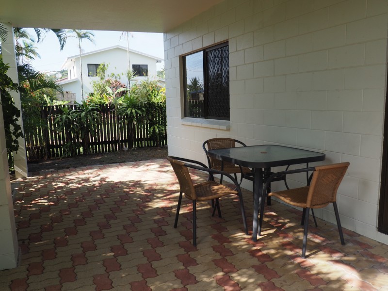 Unit 1/40 Wall Street, South Mission Beach QLD 4852