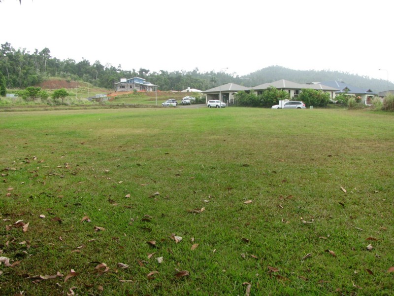 17 Oceanview Drive, Wongaling Beach QLD 4852