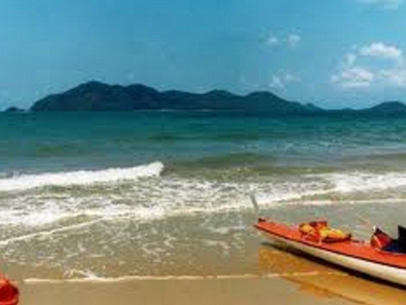 17 Oceanview Drive, Wongaling Beach QLD 4852