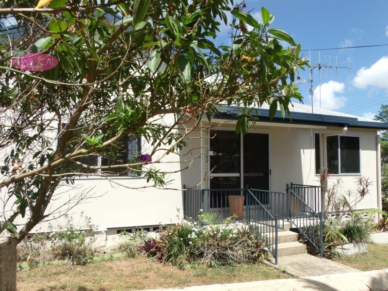 2 Murray Street, Tully QLD 4854