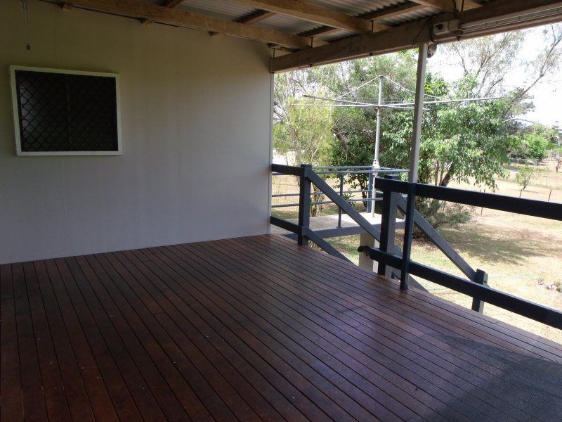 2 Murray Street, Tully QLD 4854