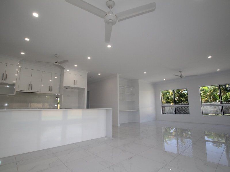2 Spinnaker Street, South Mission Beach QLD 4852
