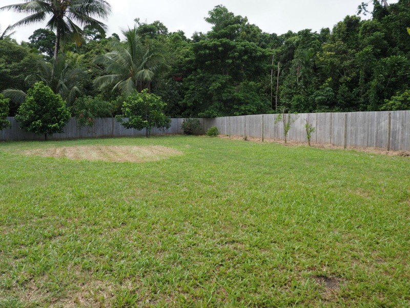 11 Sandy Close, Mission Beach QLD 4852