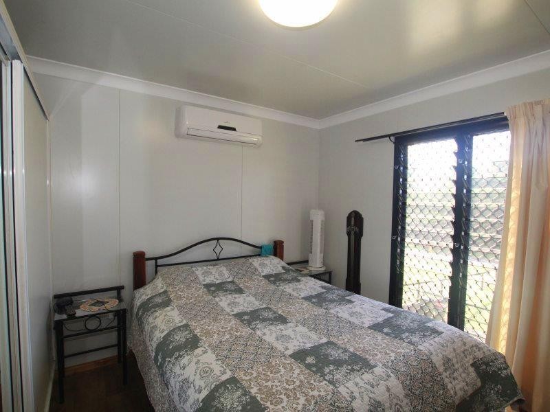 4 Riverside Terrace, South Mission Beach QLD 4852