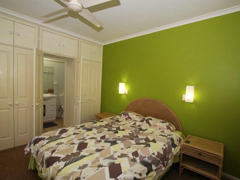 1/42-44 Mitchell Street, South Mission Beach QLD 4852