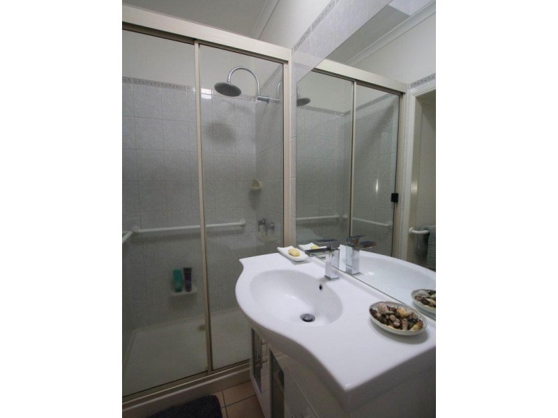 1/42-44 Mitchell Street, South Mission Beach QLD 4852