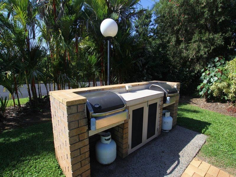 1/42-44 Mitchell Street, South Mission Beach QLD 4852