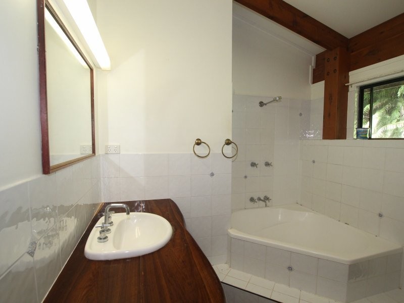 23 Bicton Close, Bingil Bay QLD 4852