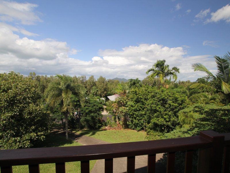 11 Dunkalli Crescent, Wongaling Beach QLD 4852