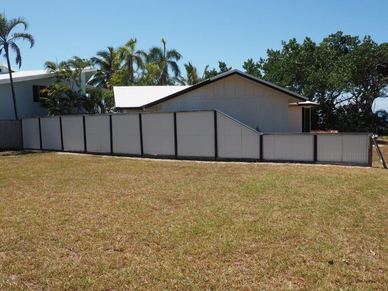 90 Reid Road, Wongaling Beach QLD 4852