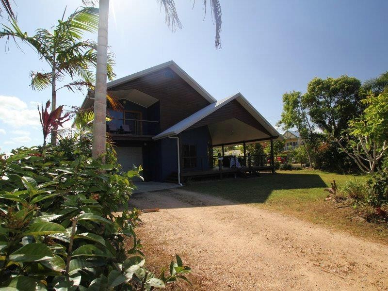 105 Reid Road, Wongaling Beach QLD 4852
