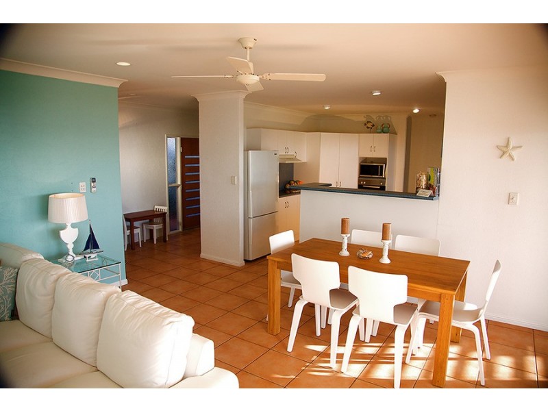 5 Conch St, Mission Beach QLD 4852