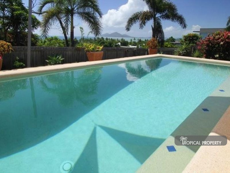 12 Rise Crescent, Mission Beach QLD 4852