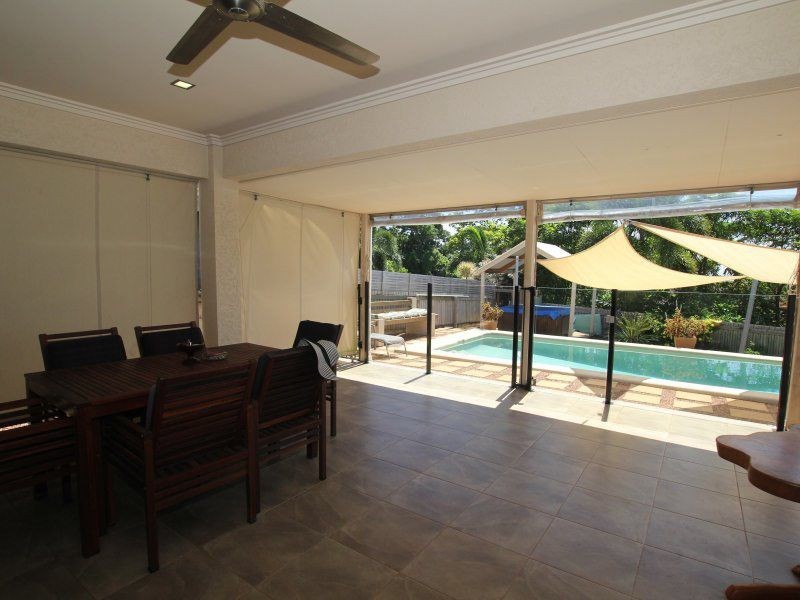 12 Rise Crescent, Mission Beach QLD 4852
