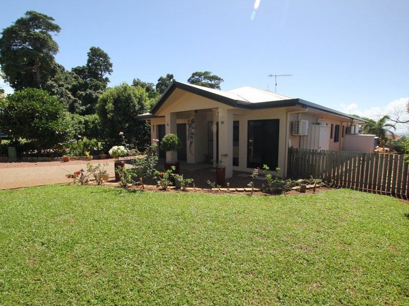 12 Rise Crescent, Mission Beach QLD 4852