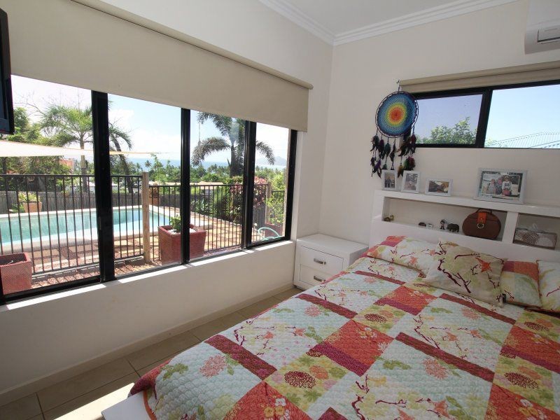 12 Rise Crescent, Mission Beach QLD 4852