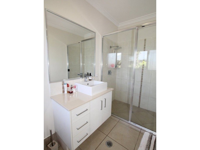 12 Rise Crescent, Mission Beach QLD 4852