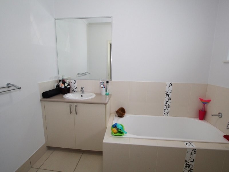 293 Gauci Rd, Silkwood QLD 4856