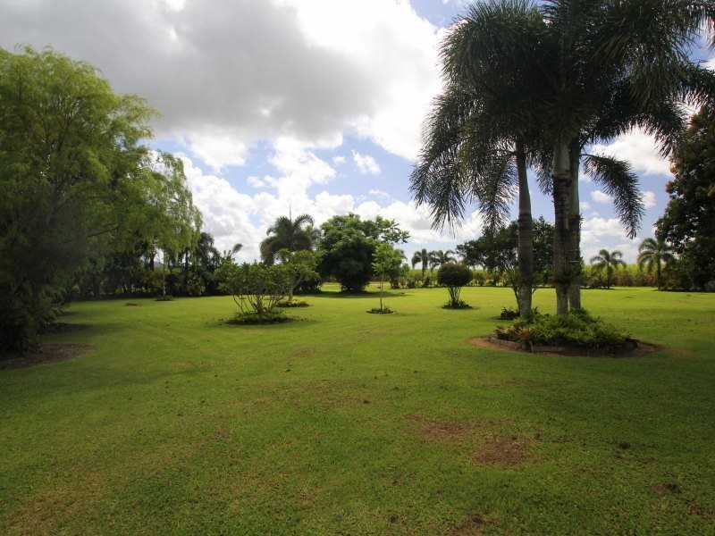 293 Gauci Rd, Silkwood QLD 4856