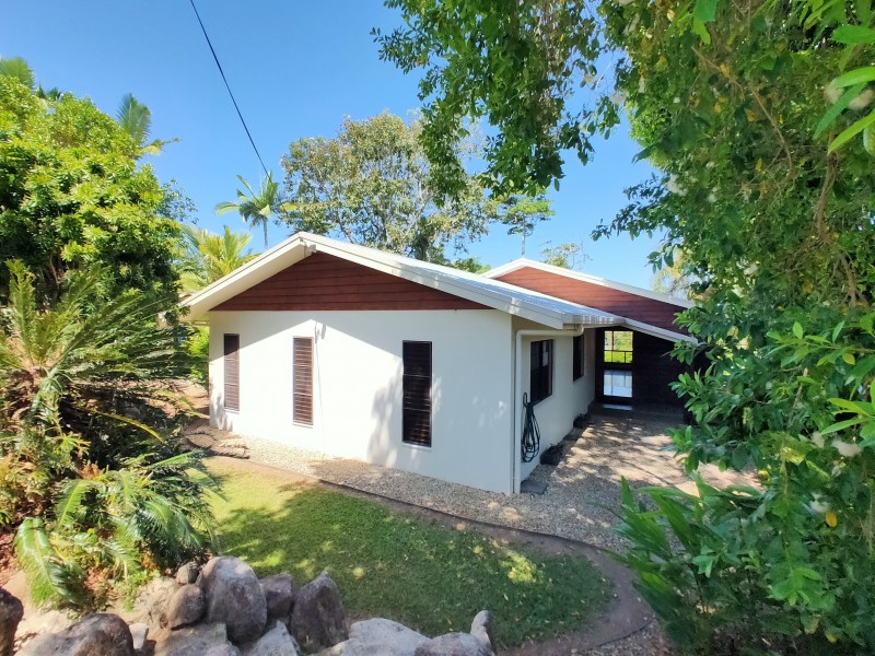 12 Admiralty Street, South Mission Beach QLD 4852