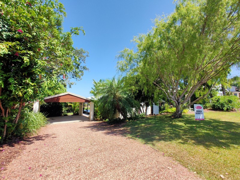 12 Admiralty Street, South Mission Beach QLD 4852