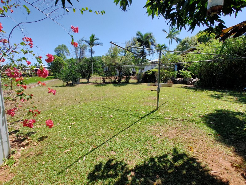 12 Admiralty Street, South Mission Beach QLD 4852