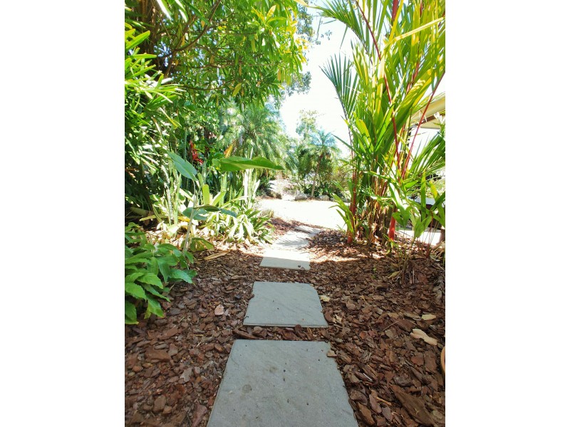 12 Admiralty Street, South Mission Beach QLD 4852