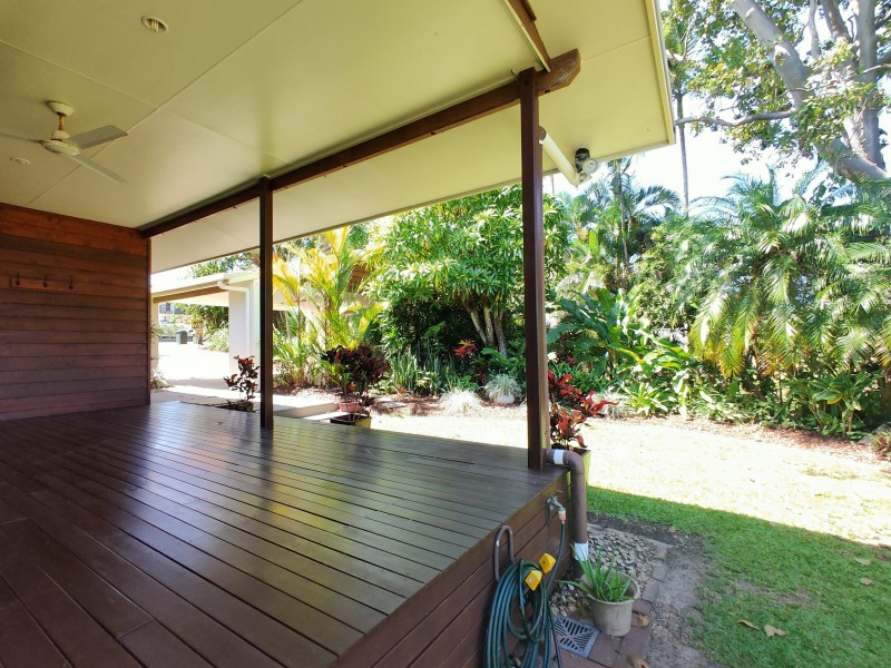 12 Admiralty Street, South Mission Beach QLD 4852