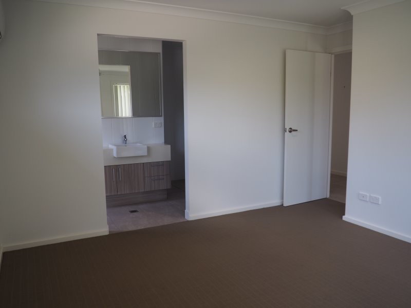 13 Shelly Court, Mission Beach QLD 4852