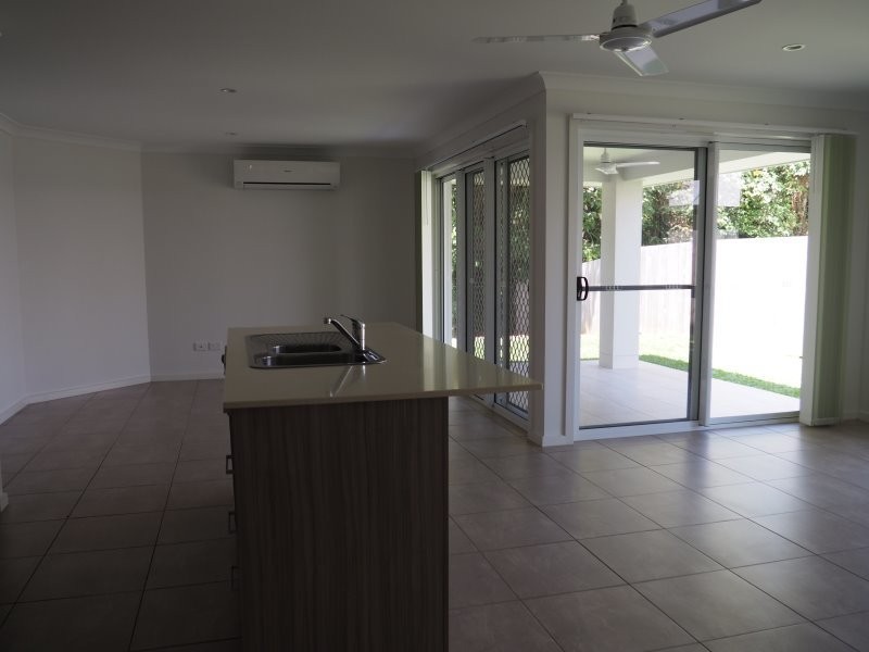 13 Shelly Court, Mission Beach QLD 4852