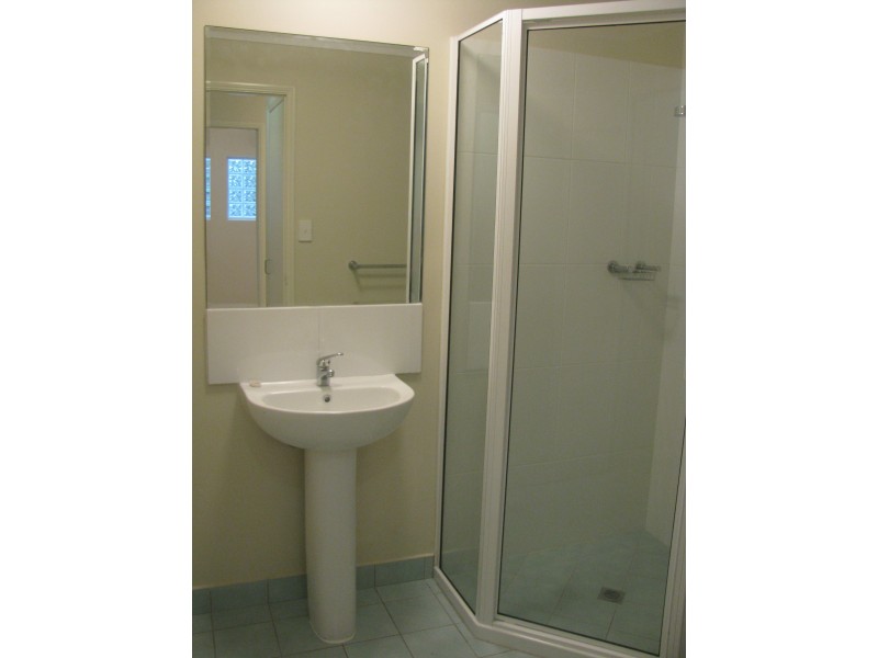 Unit 4/22 Wongaling Beach Rd, Wongaling Beach QLD 4852