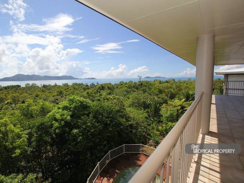 46 Mission Dr, South Mission Beach QLD 4852