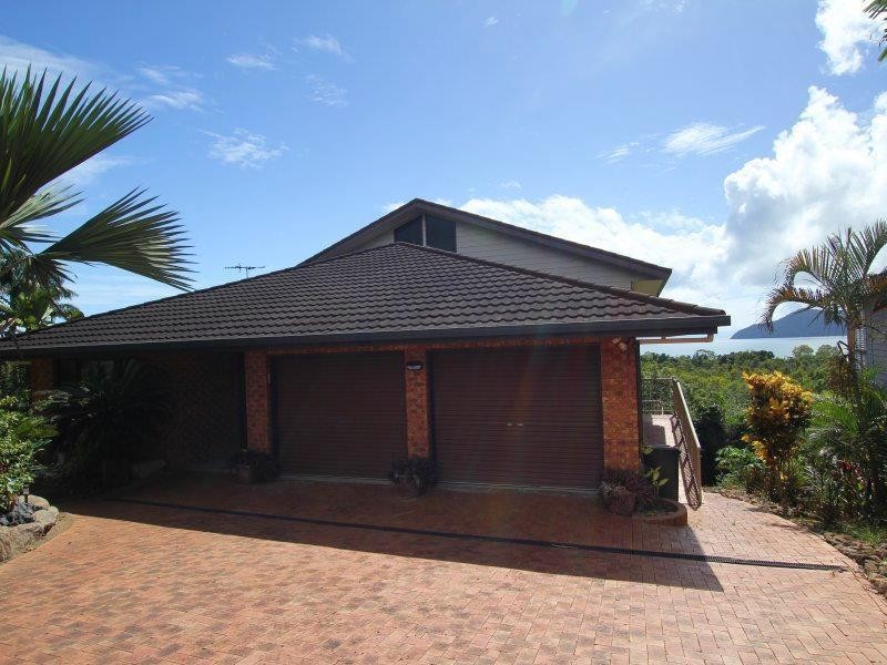 46 Mission Dr, South Mission Beach QLD 4852