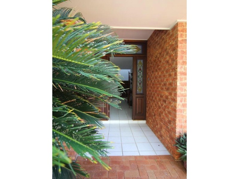 46 Mission Dr, South Mission Beach QLD 4852