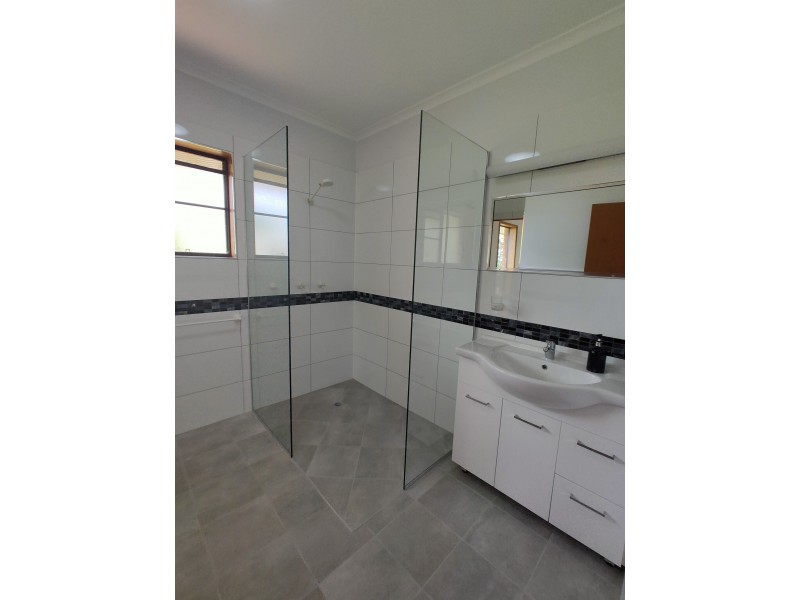 46 Mission Dr, South Mission Beach QLD 4852