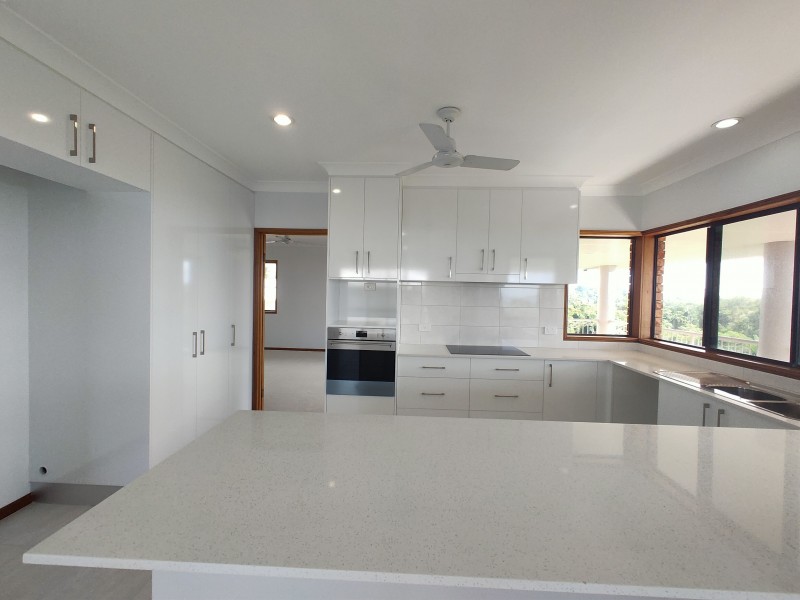 46 Mission Dr, South Mission Beach QLD 4852