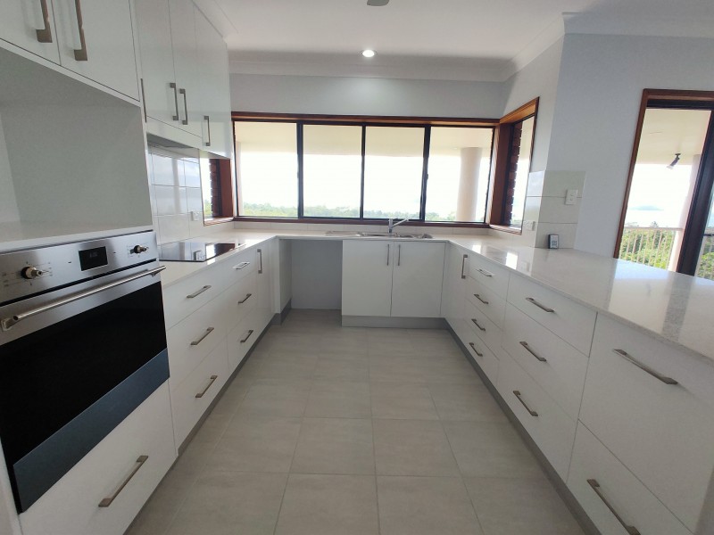 46 Mission Dr, South Mission Beach QLD 4852