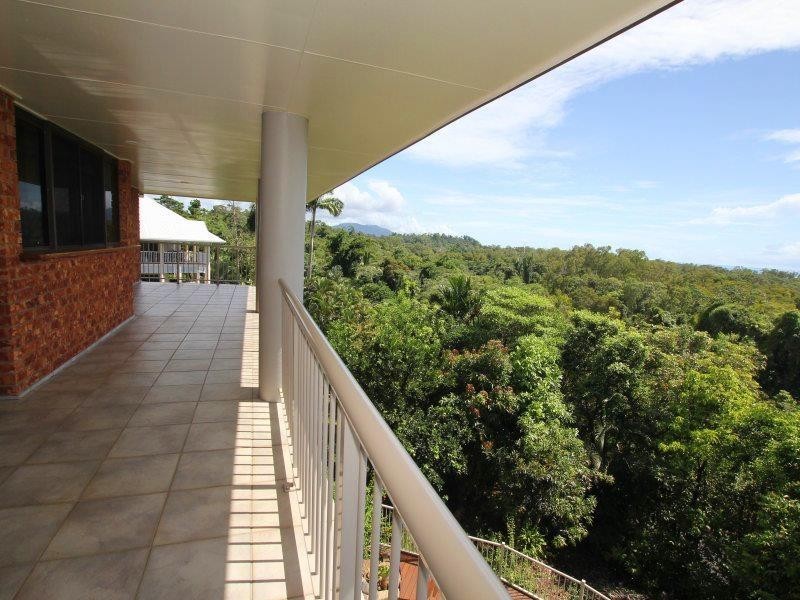 46 Mission Dr, South Mission Beach QLD 4852
