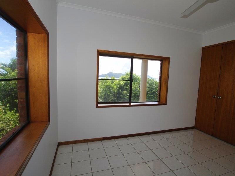 46 Mission Dr, South Mission Beach QLD 4852