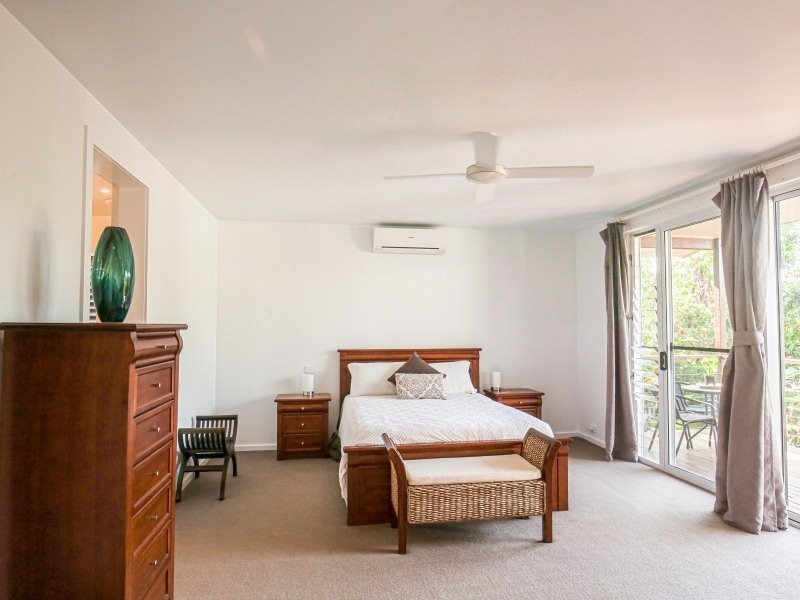 45 Cutten St, Bingil Bay QLD 4852